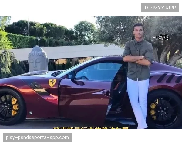 C罗最新买的豪宅，那车库停的车比我家还多，咋活啊这生活节奏